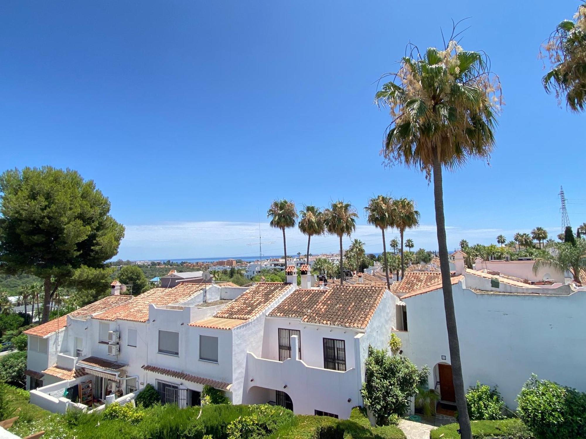 Townhouse W/Sea View & Garden Villa Estepona Luaran gambar